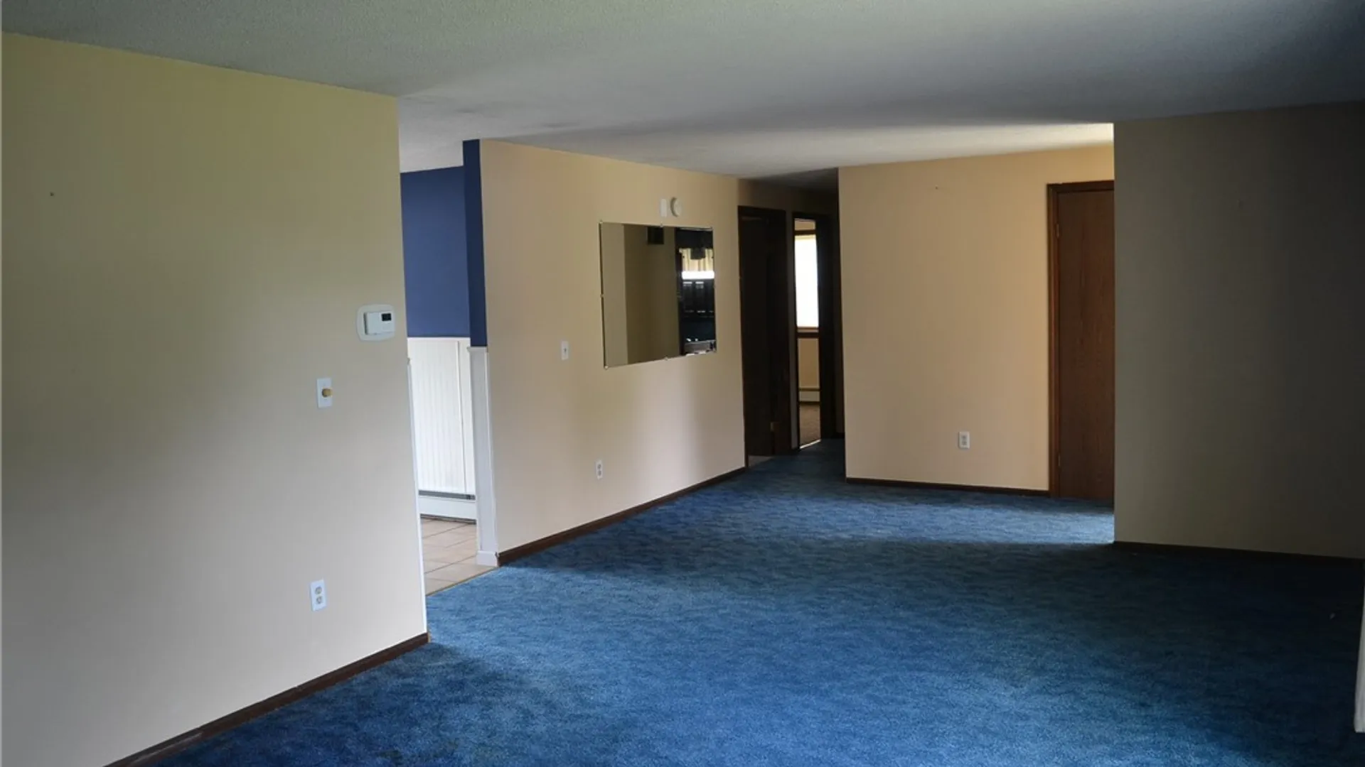 Property at 92 Lindhurst Drive, Lockport City, NY 14094 11