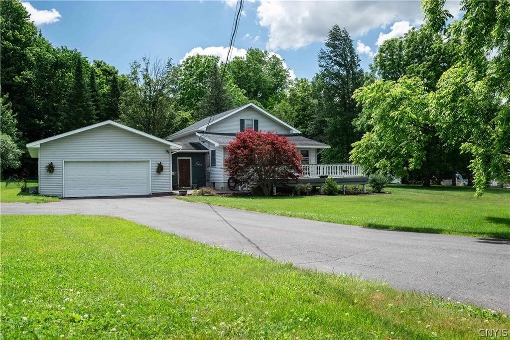 Property at 6032 Cavanaugh Road, Marcy, NY 13403