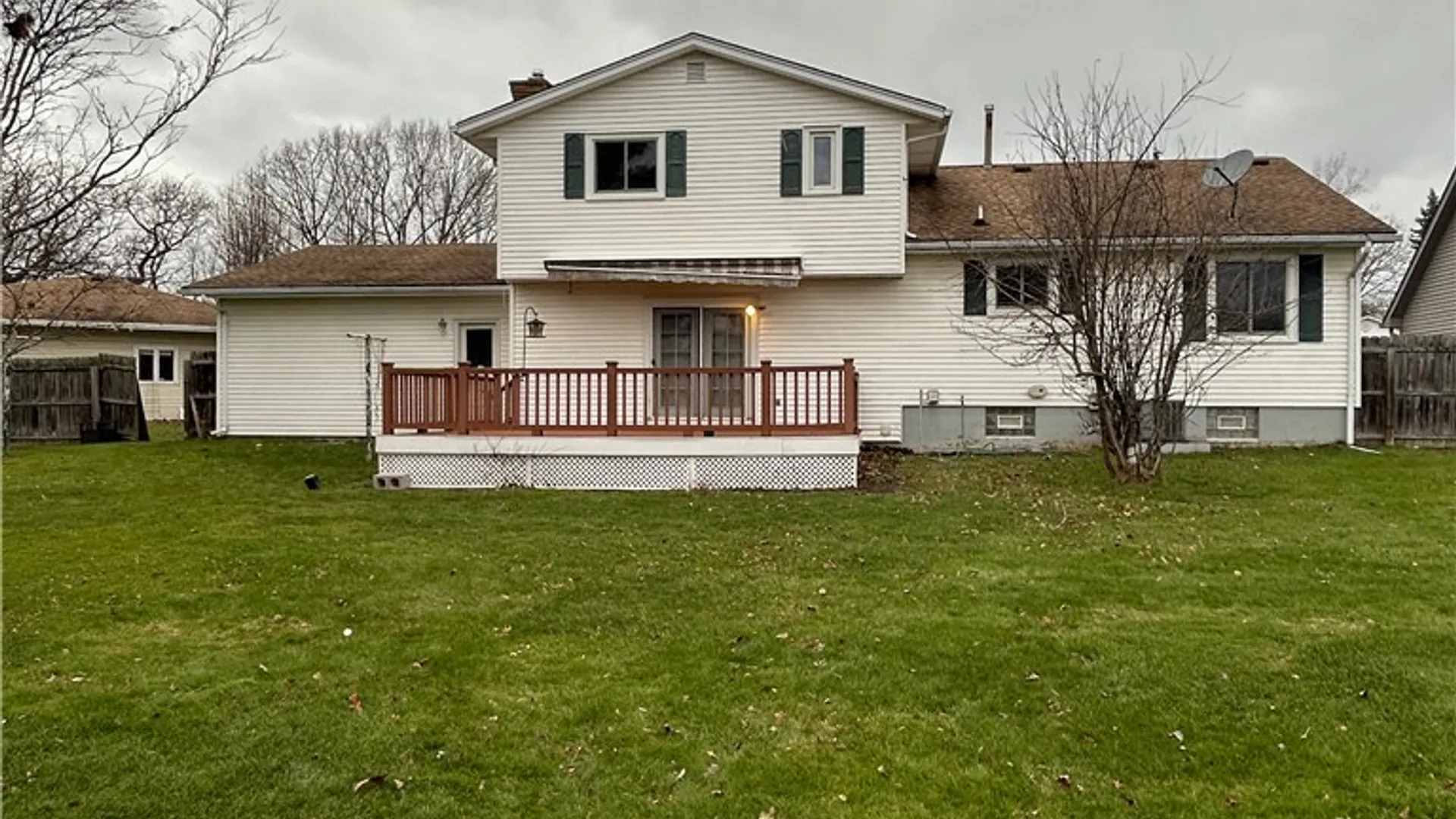 Property at 124 Granada Circle, Irondequoit, NY 14609 41