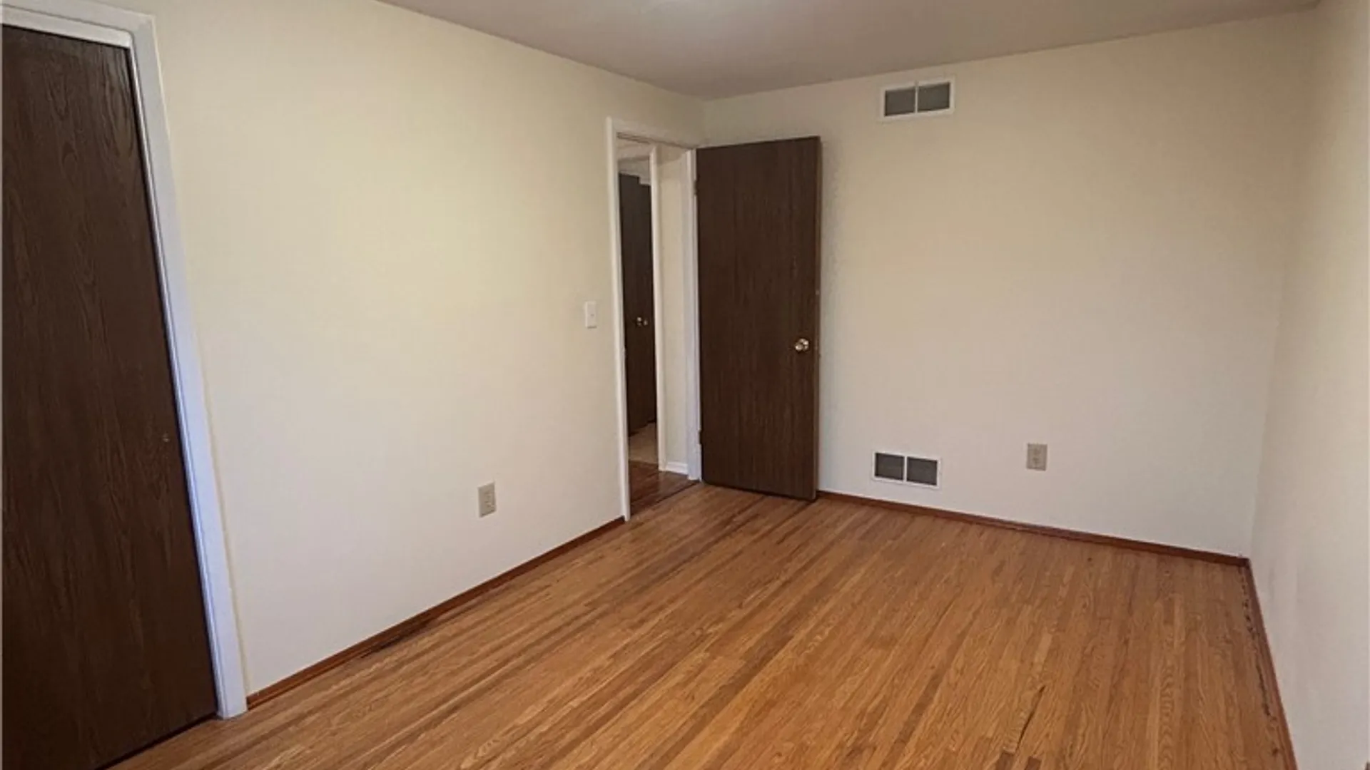 Property at 124 Granada Circle, Irondequoit, NY 14609 25