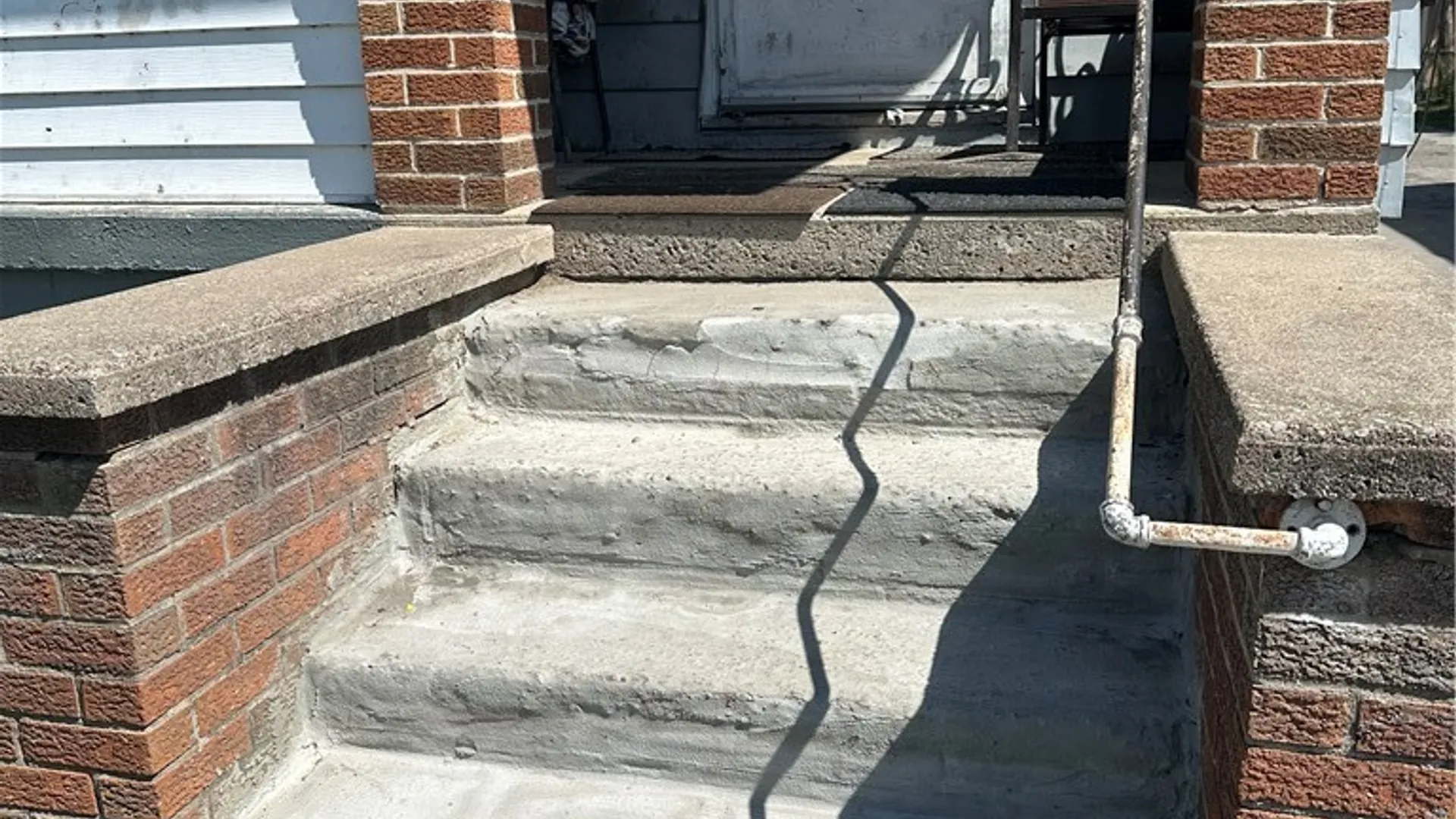 Property at 1712 Niagara Street, Niagara Falls, NY 14303 4