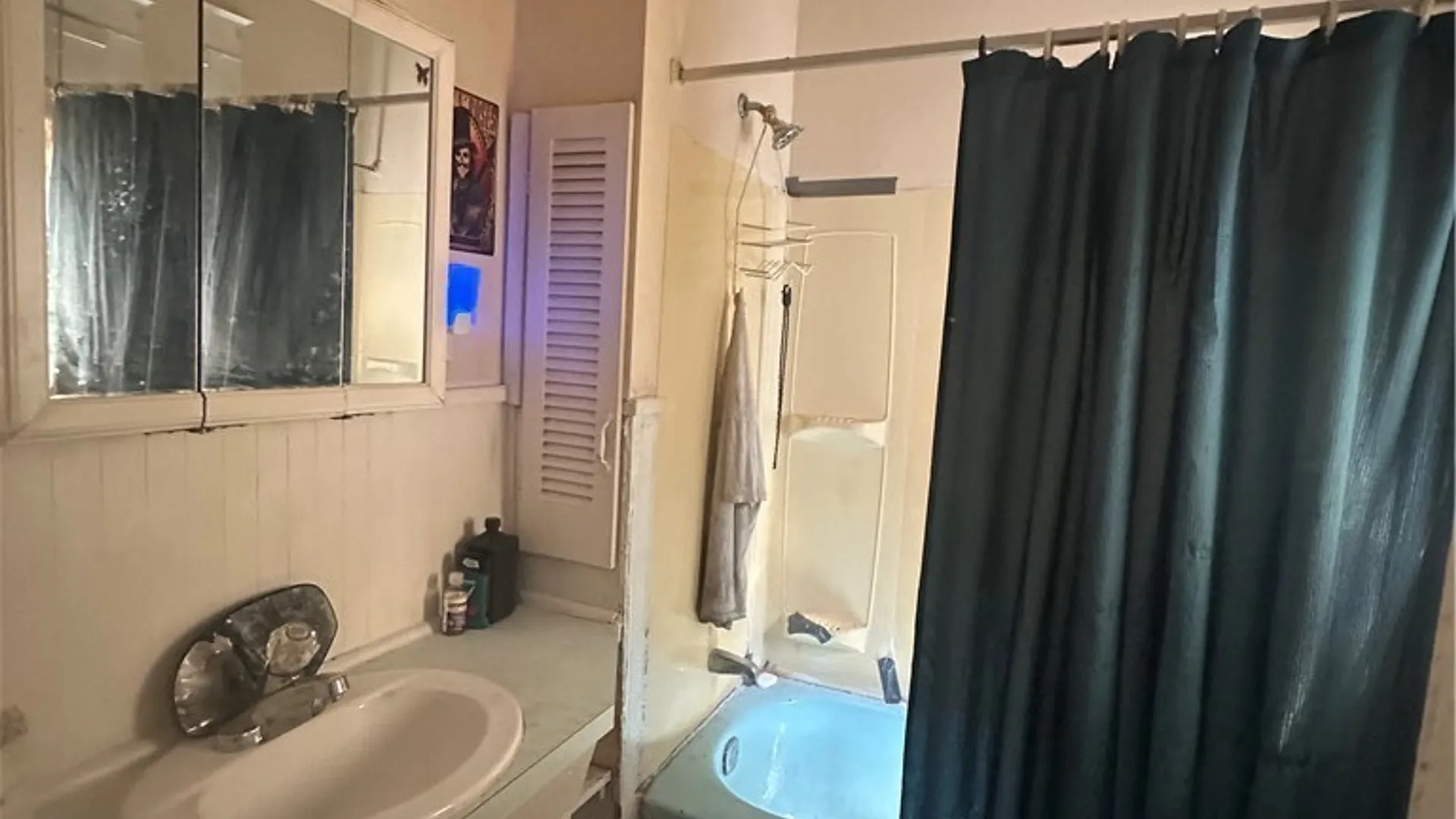 Property at 1712 Niagara Street, Niagara Falls, NY 14303 6