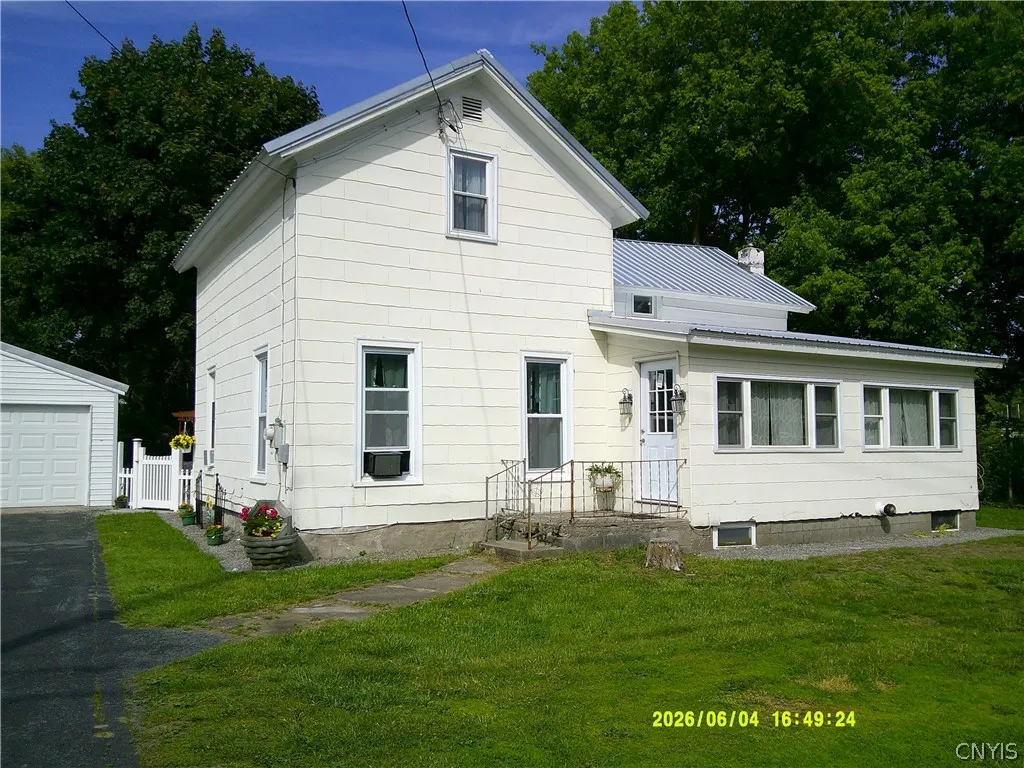 Property at 17991 Ny State Route 177, Adams, NY 13606