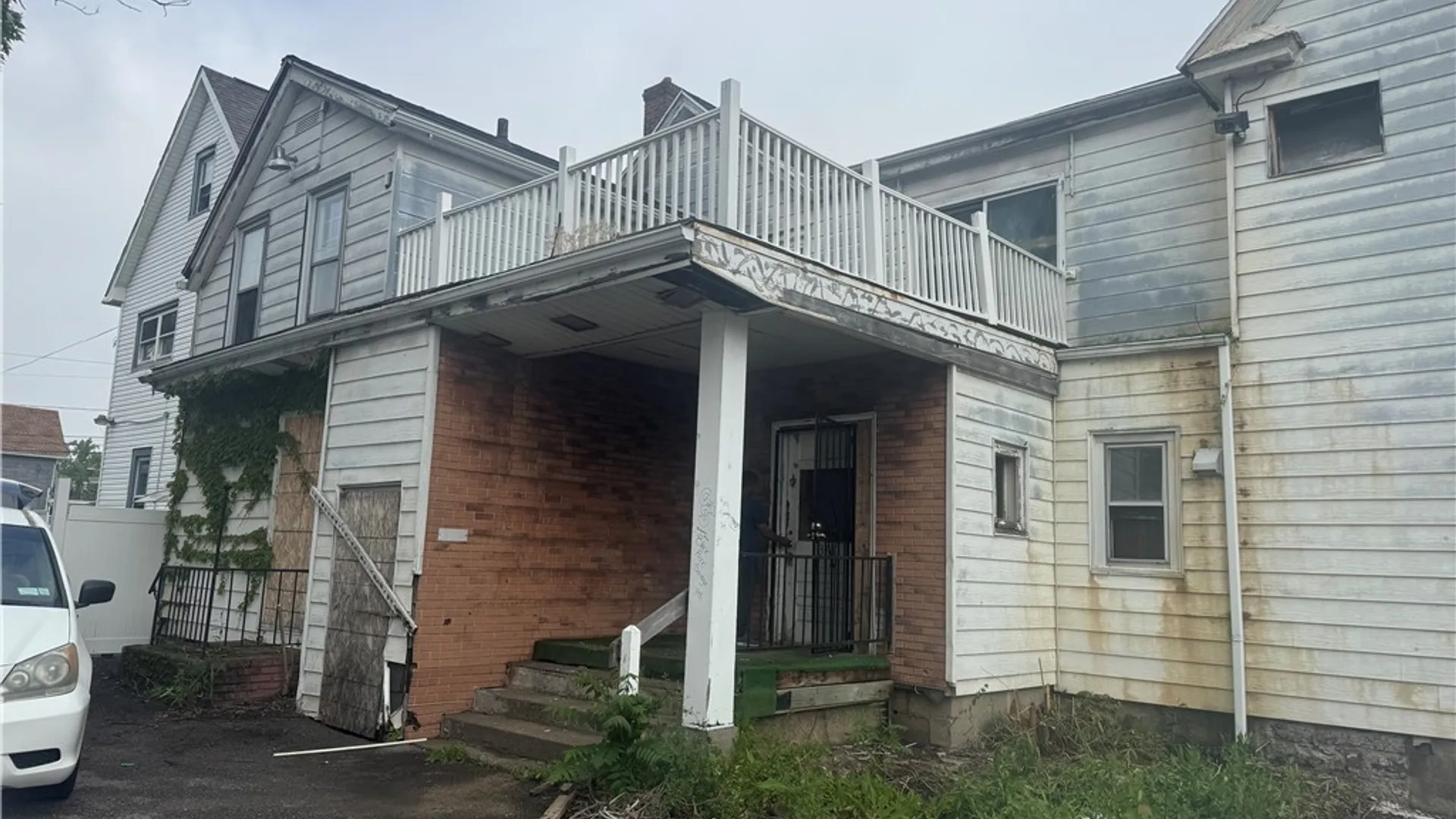 Property at 366 & 362 Ontario Street, Buffalo, NY 14207 3