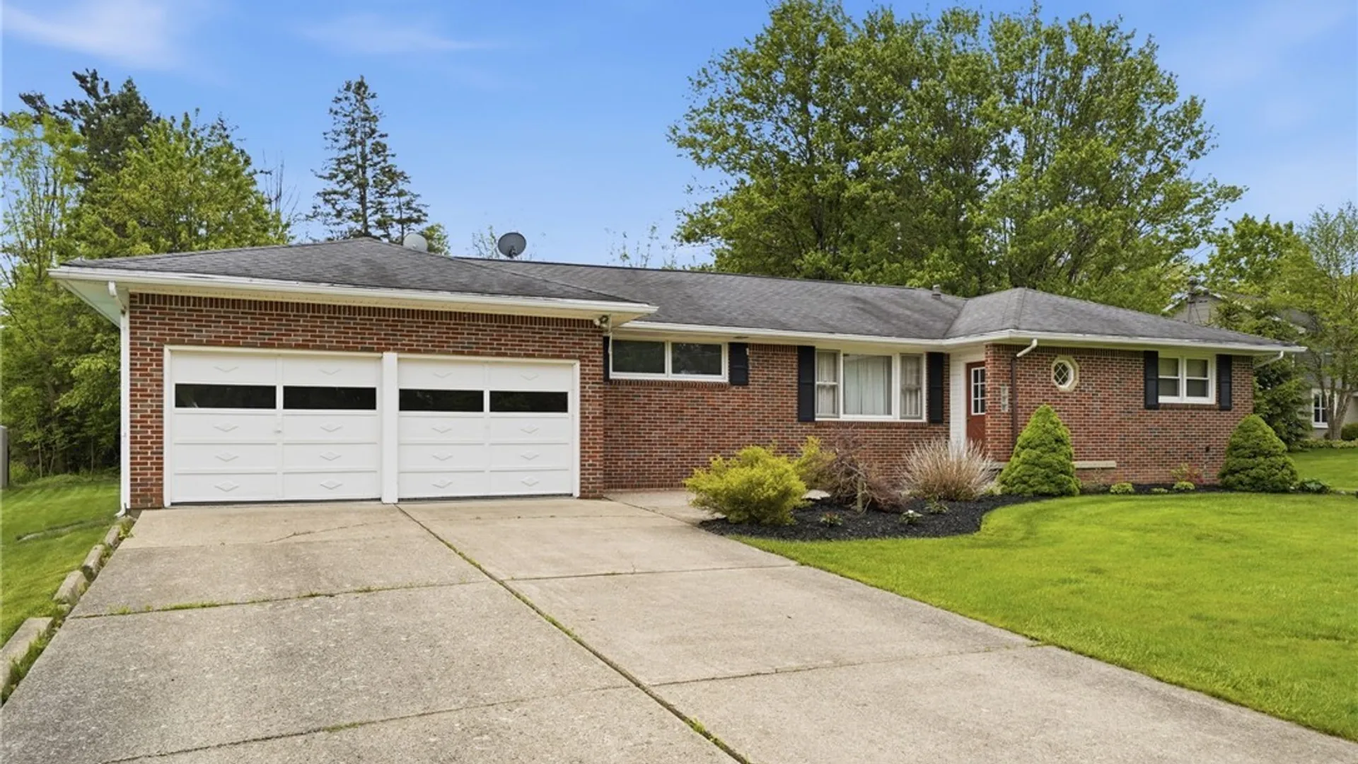 Property at 5676 Homestead Road, Boston, NY 14075 3