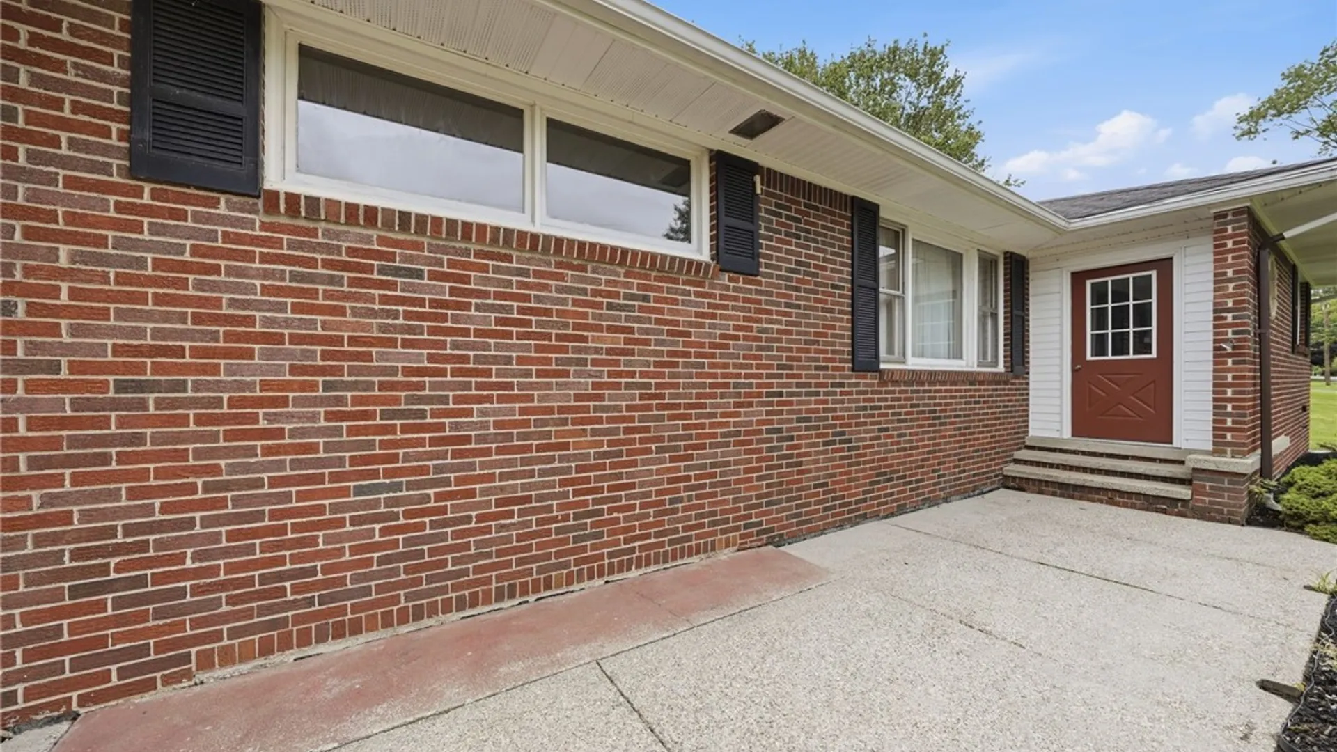 Property at 5676 Homestead Road, Boston, NY 14075 5
