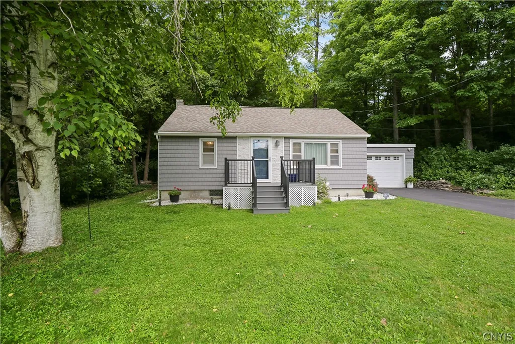 Property at 6567 Woodchuck Hill Road, DeWitt, NY 13078