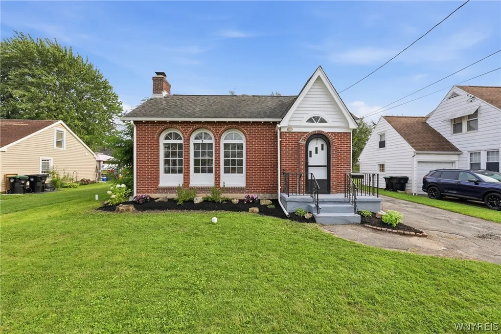 Property at 80 Linwood Avenue, Tonawanda, NY 14150