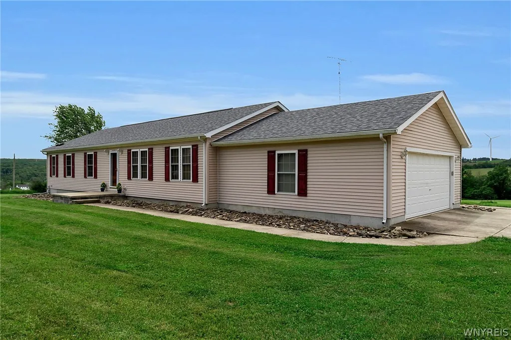 Property at 7632 Lyonsburg Road, Eagle, NY 14024