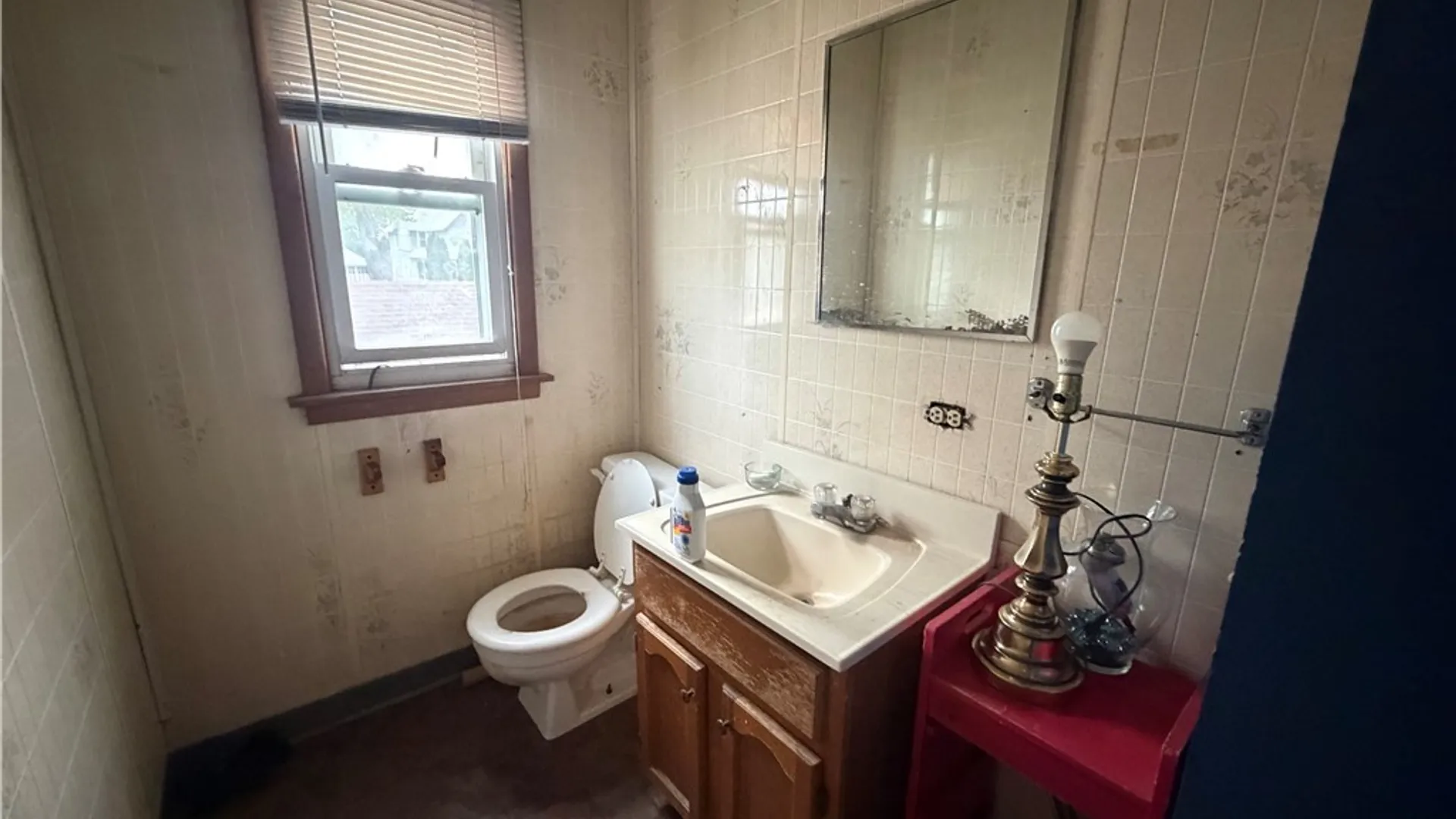 Property at 115 Washington Street, Lockport City, NY 14094 16