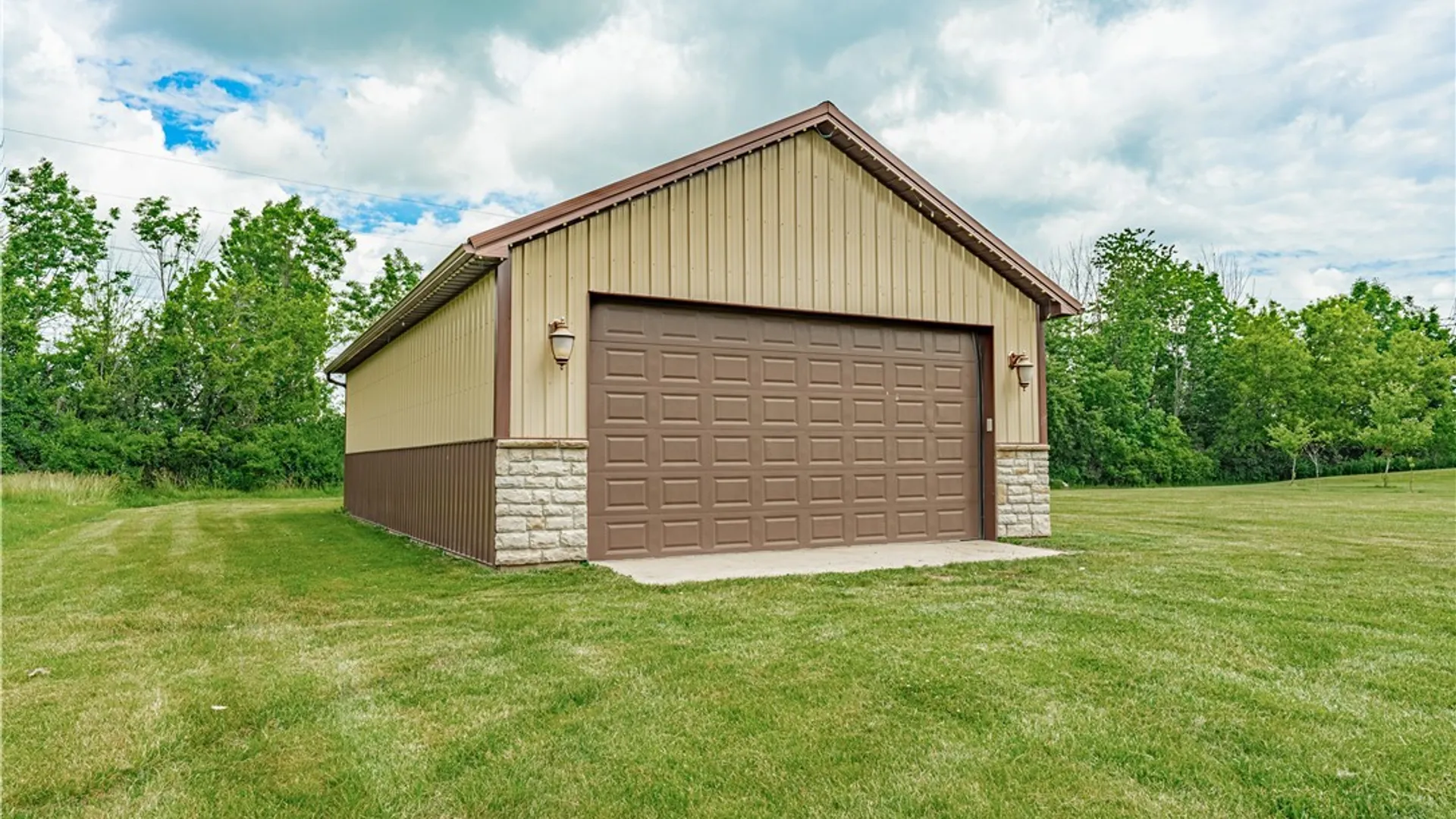 Property at 4899 Beach Ridge Road, Pendleton, NY 14094 44
