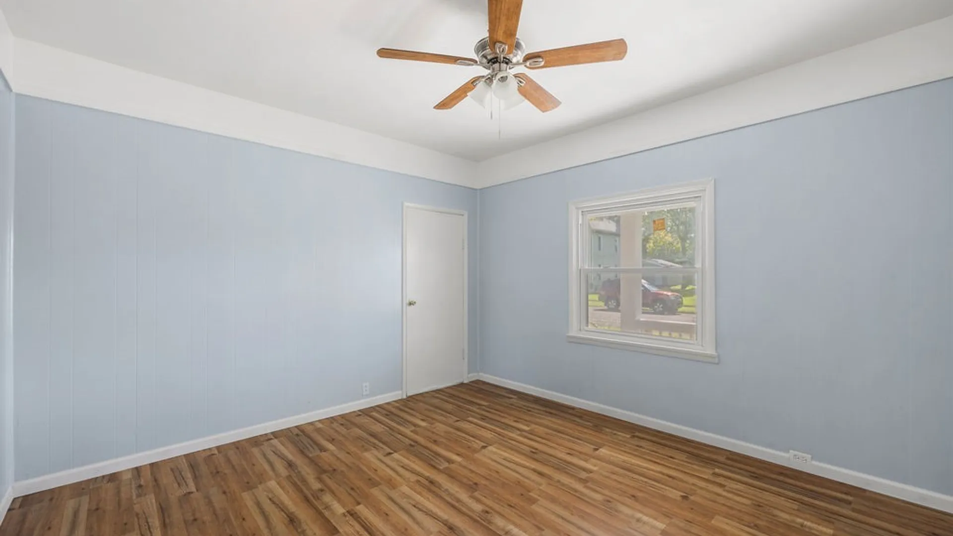 Property at 2424 Cudaback Avenue, Niagara Falls, NY 14303 17