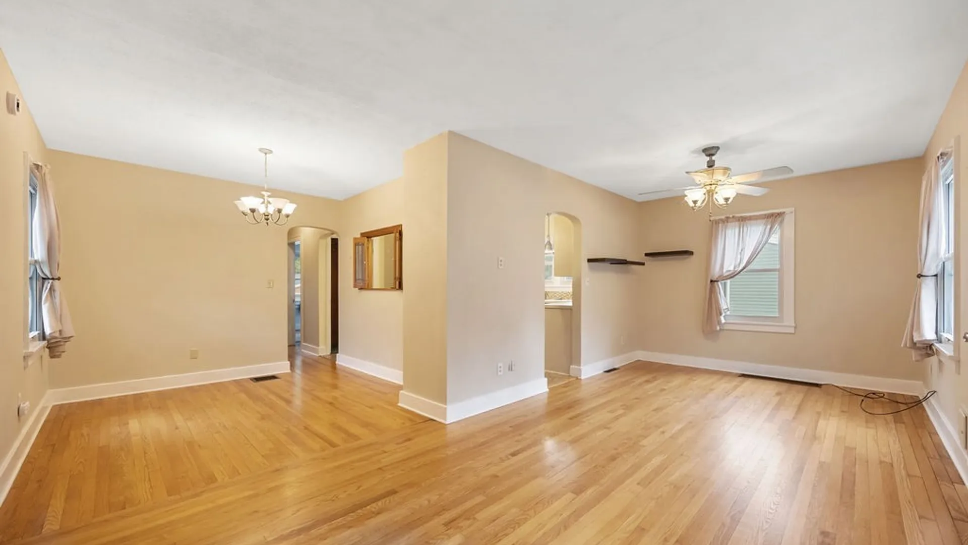 Property at 606 Boston Road, Salina, NY 13211 9