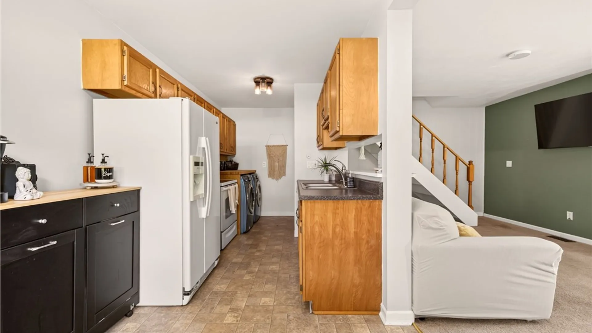 Property at 3 Eagle Lane, Perinton, NY 14450 9