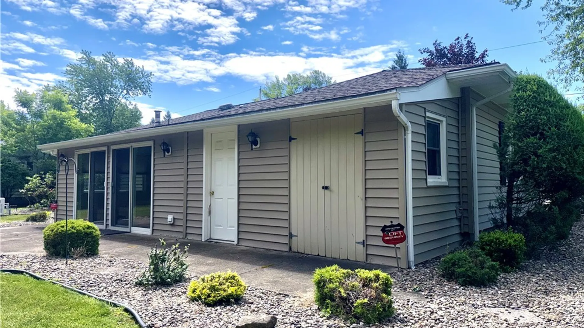 Property at 19 Lowell Place, Pomfret, NY 14063 8