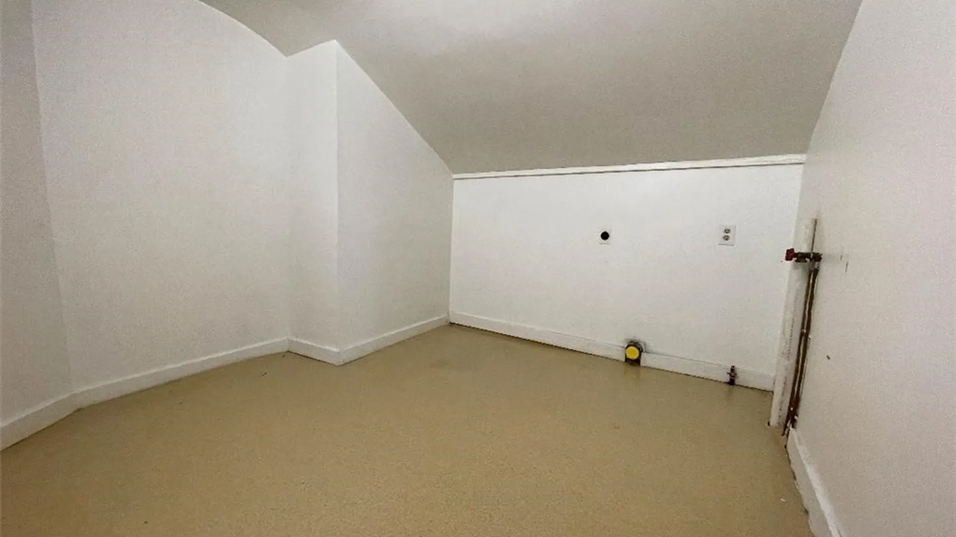 Property at 116 W Embargo Street, Rome, NY 13440 9