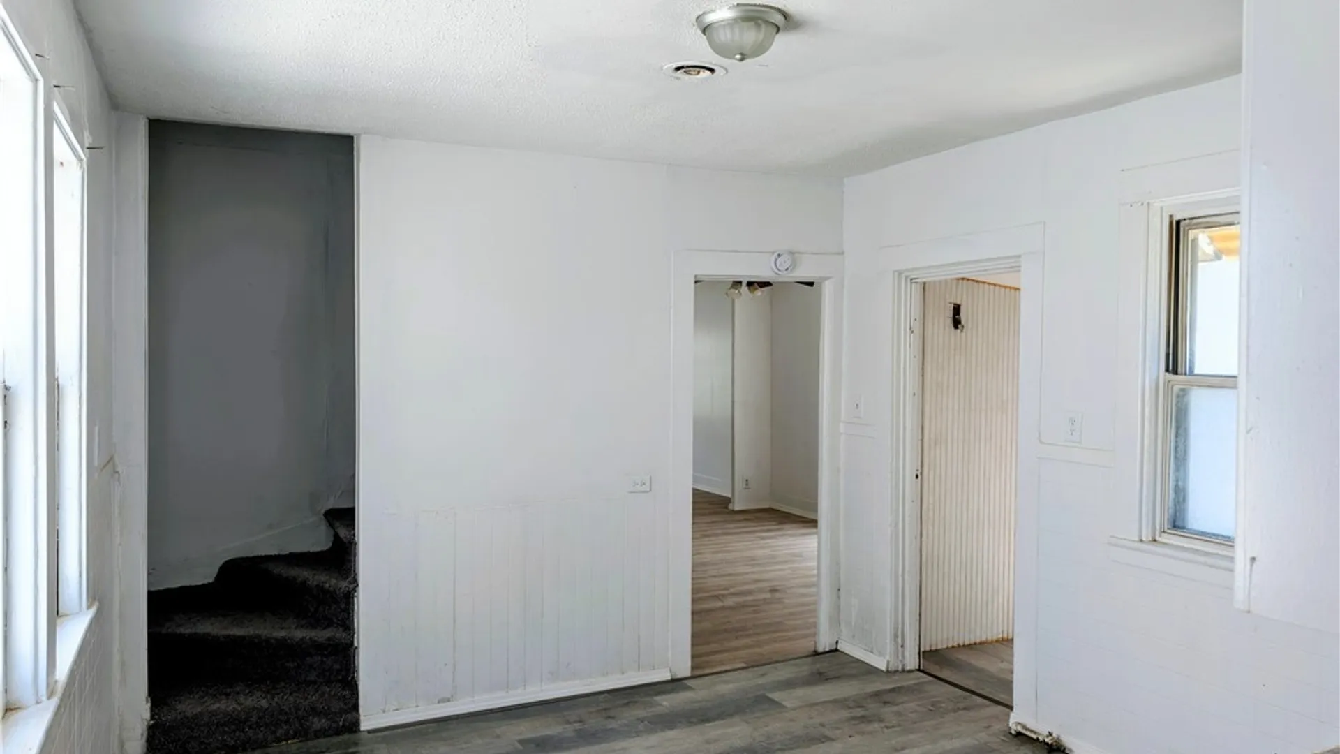Property at 442 Goethe Street, Buffalo, NY 14212 9