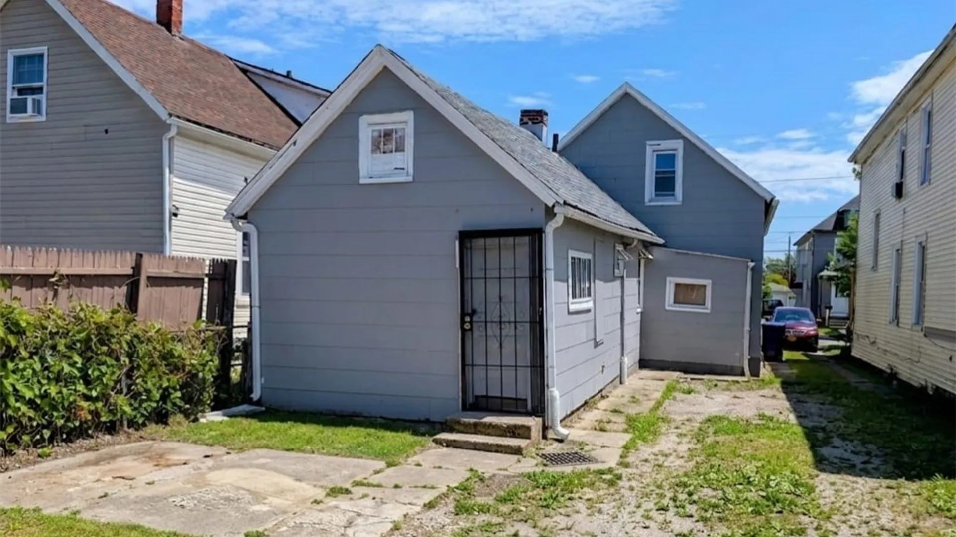 Property at 442 Goethe Street, Buffalo, NY 14212 3