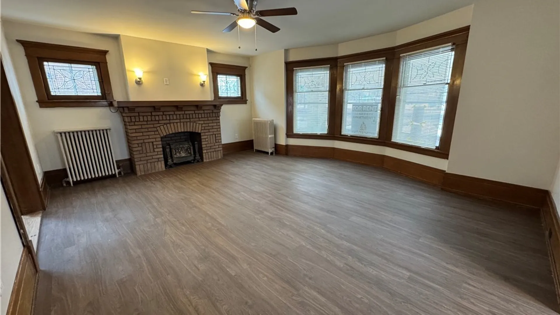 Property at 121 W Humboldt Parkway, Buffalo, NY 14214 22