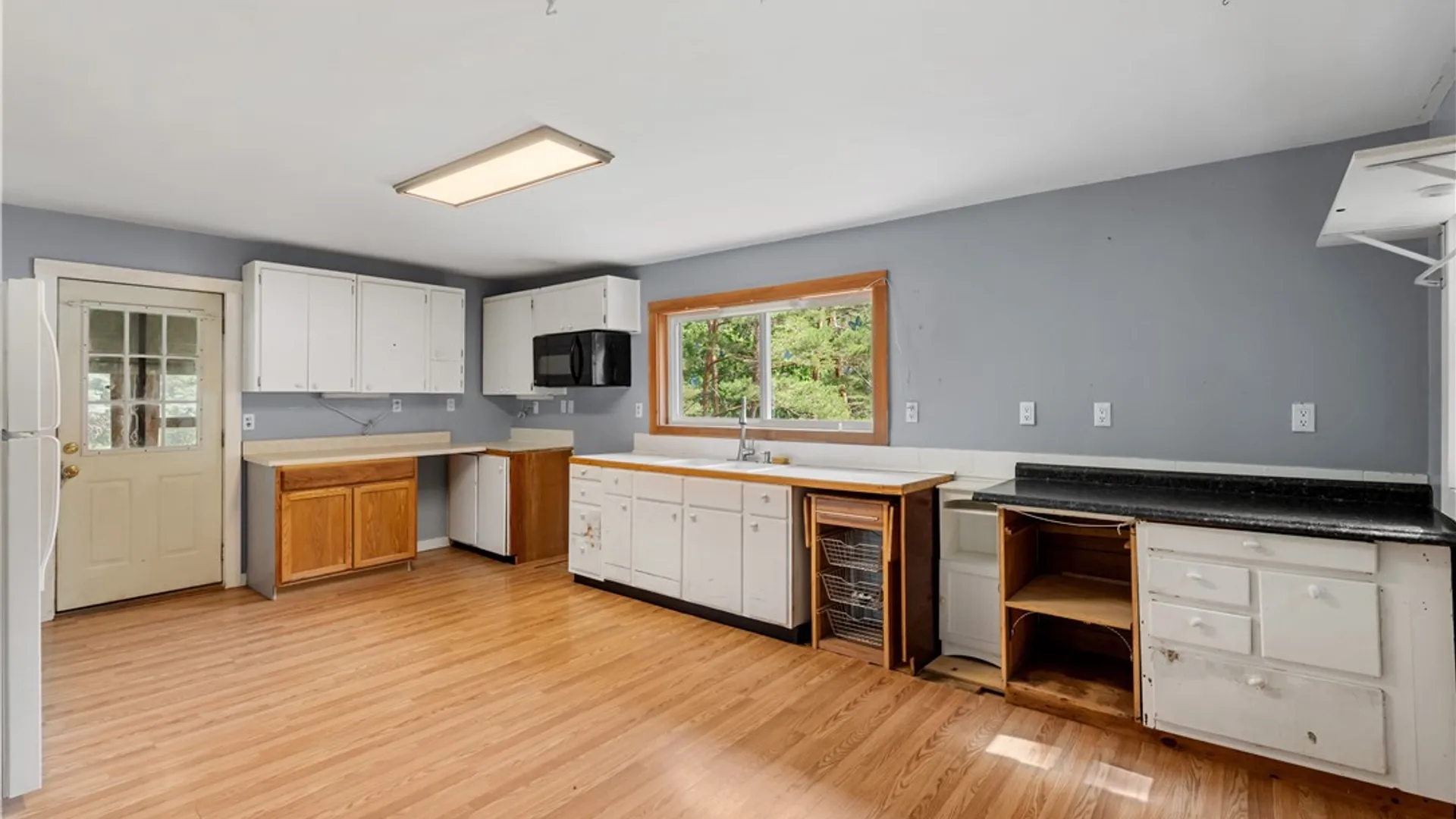 Property at 8883 Main Street, Richmond, NY 14471 9
