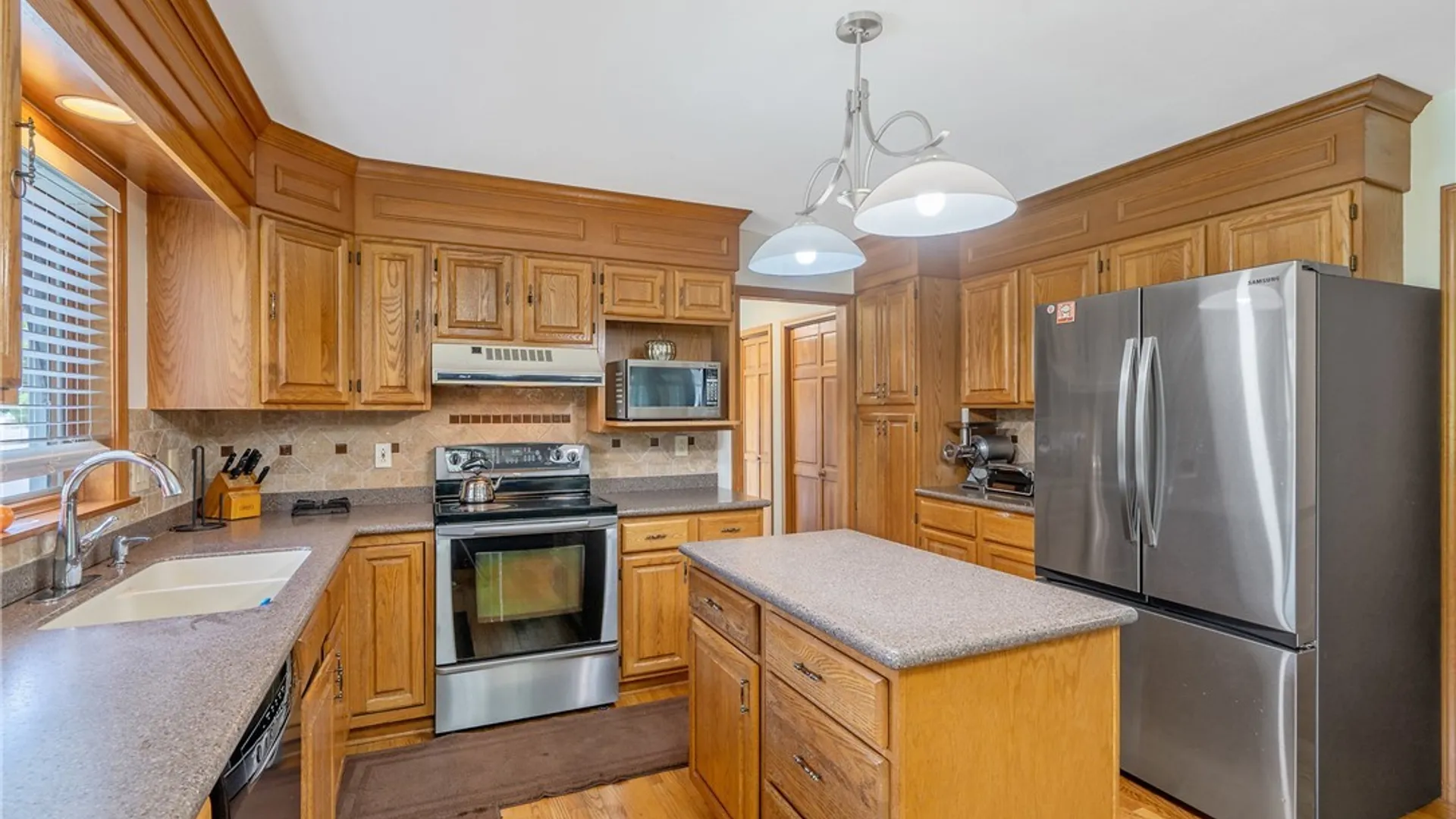 Property at 106 Zodiac Circle, Salina, NY 13090 11