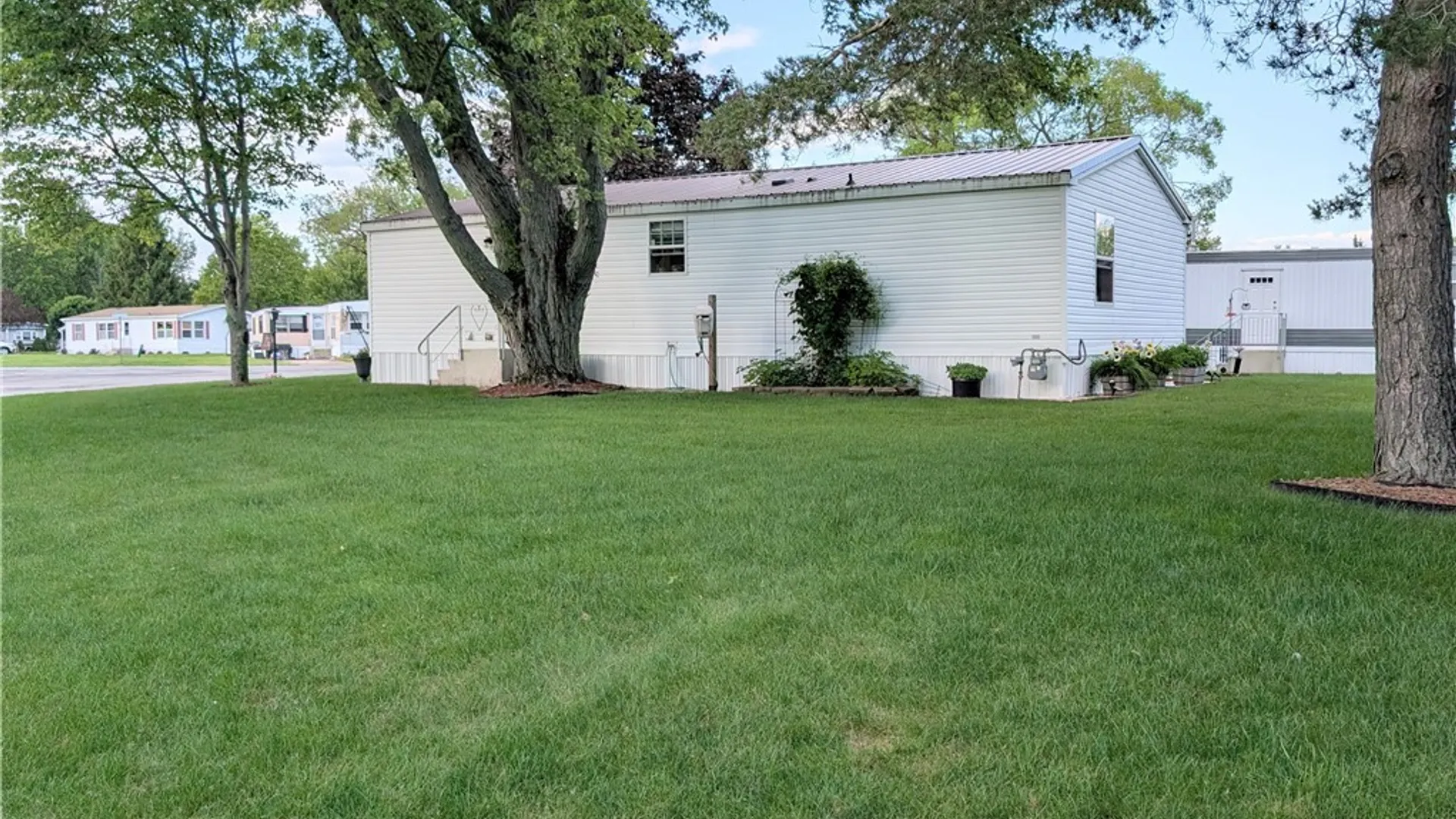 Property at 1067 Brookwood Drive, Evans, NY 14047 27