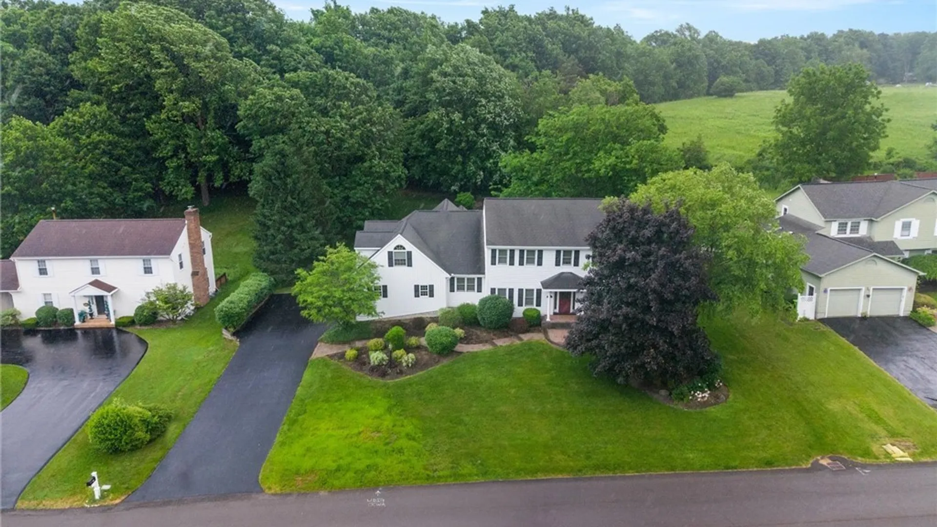 Property at 5114 Shiraz Lane, Manlius, NY 13066 4