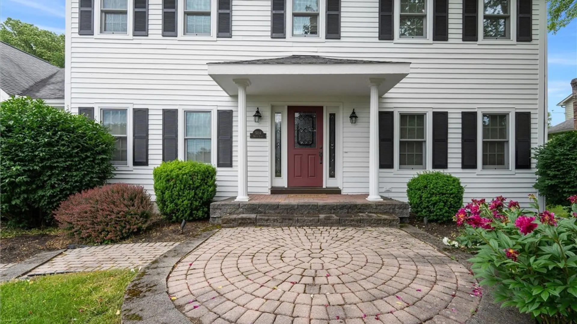 Property at 5114 Shiraz Lane, Manlius, NY 13066 5