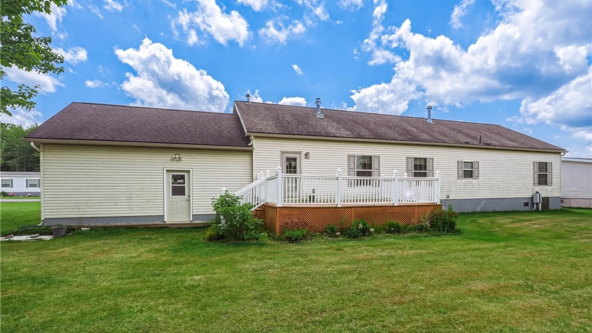 Property at 128 Pazdur Boulevard, Westmoreland, NY 13440 27