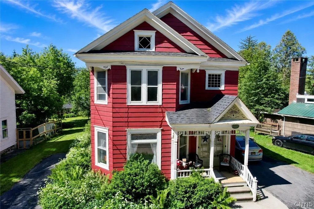Property at 2615 Mckinley Street, Cazenovia, NY 13122