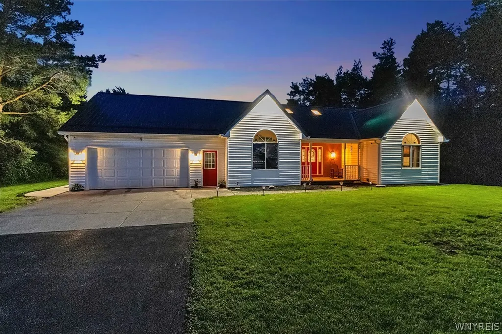 Property at 5132 Upper Mountain Road, Cambria, NY 14094