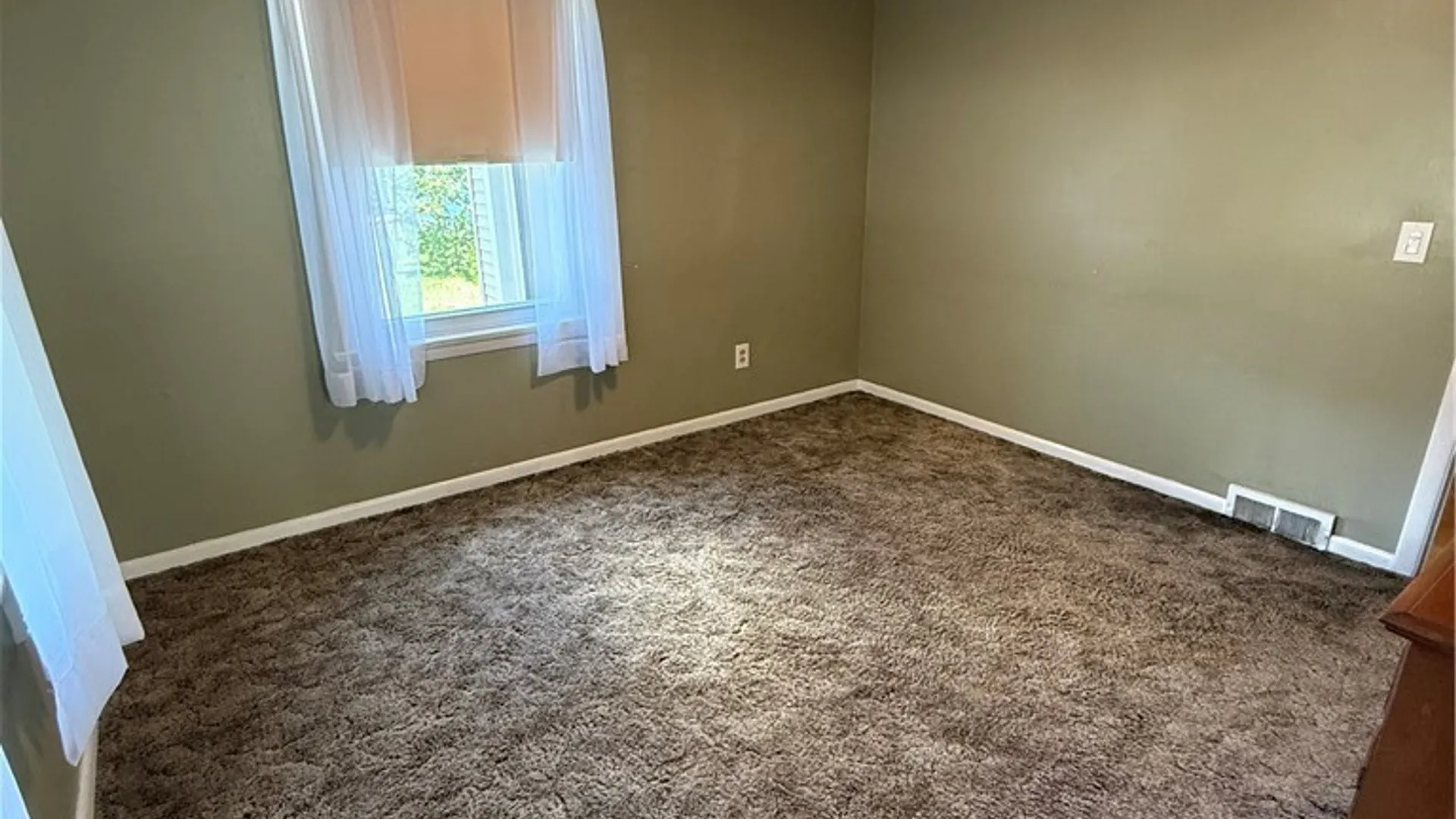Property at 7124 Buckley Road, Salina, NY 13088 16