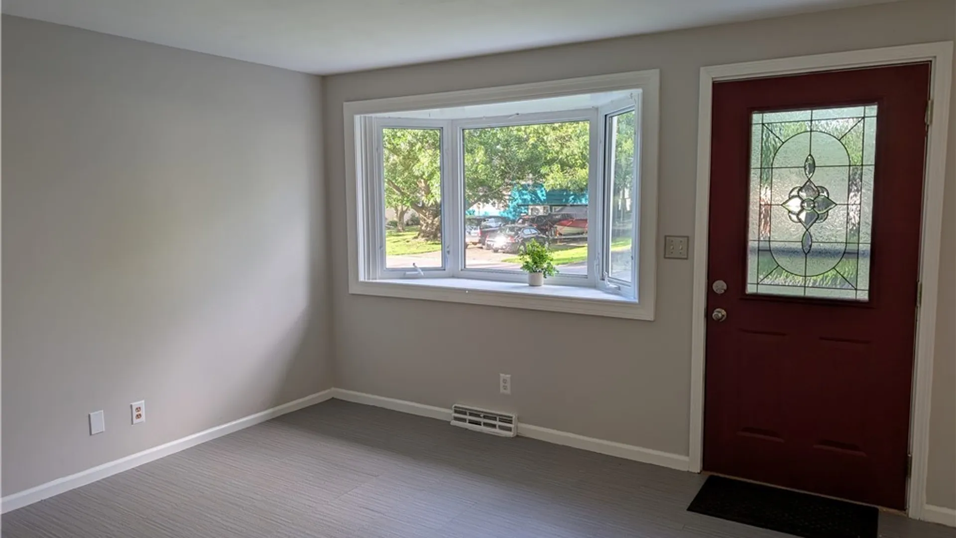 Property at 112 Pinewood Drive, Clay, NY 13090 4