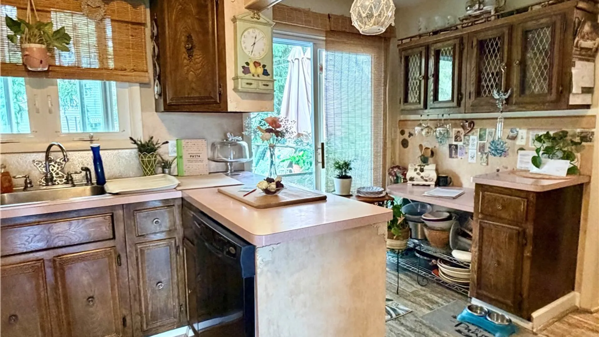 Property at 606 Berwick Road, Salina, NY 13208 18