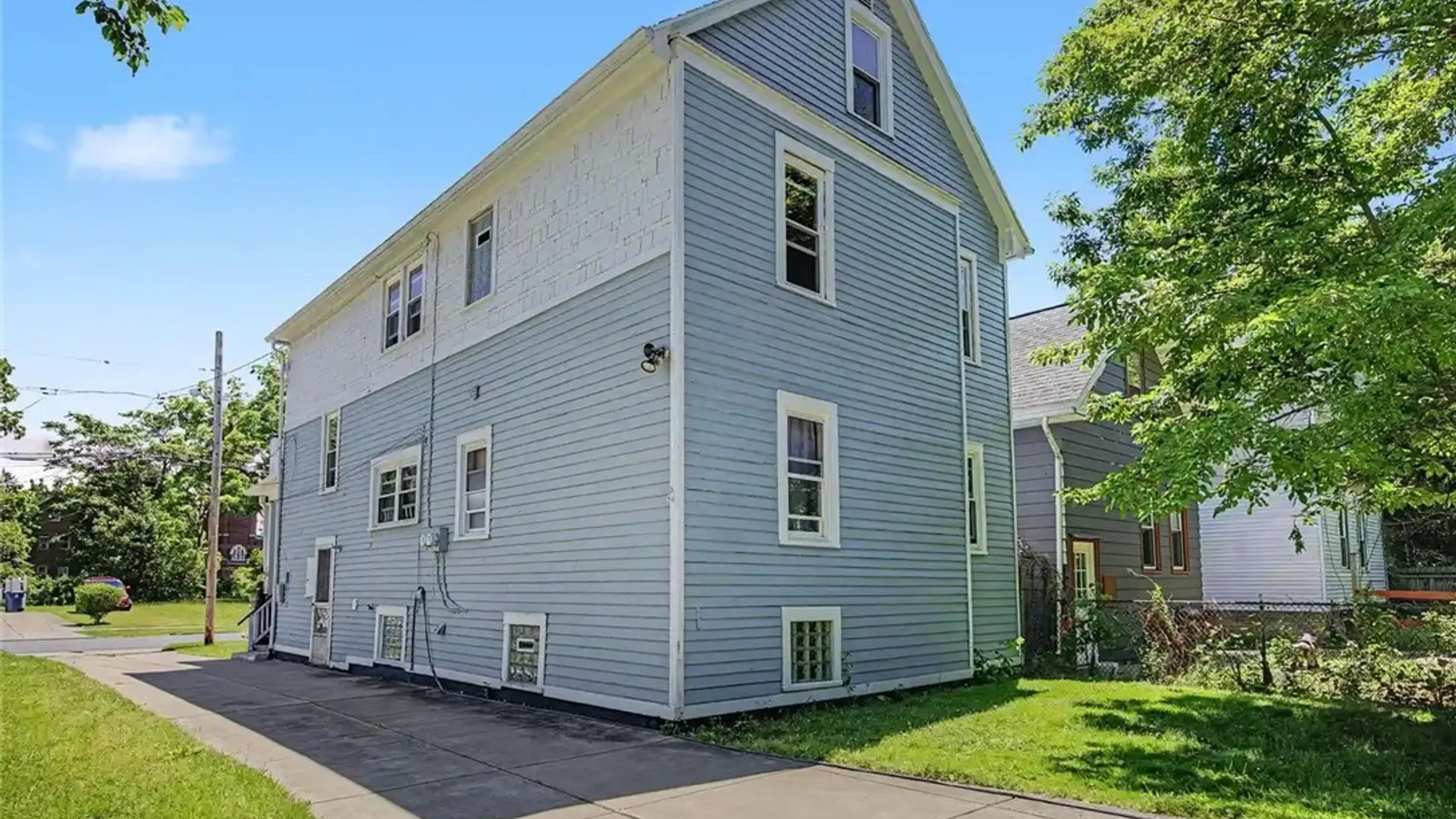 Property at 20 Richlawn Avenue, Buffalo, NY 14215 6