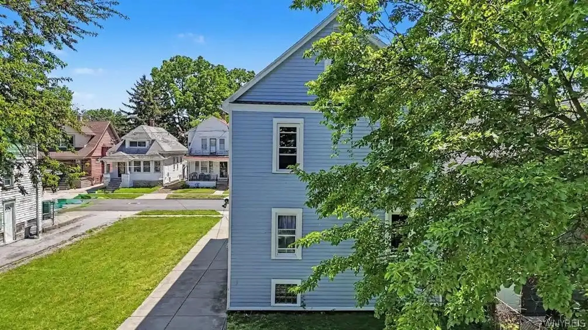 Property at 20 Richlawn Avenue, Buffalo, NY 14215 7
