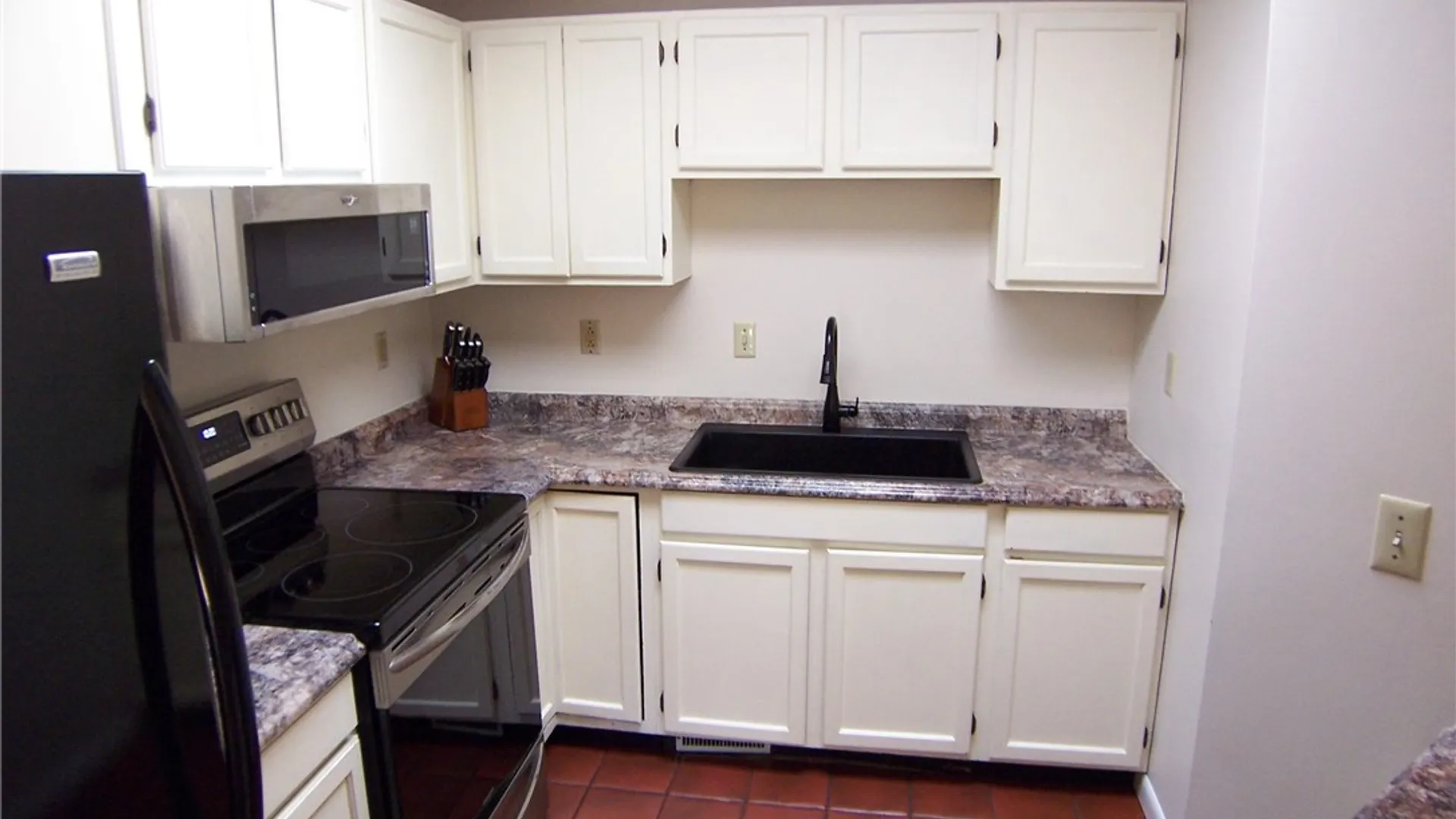 Property at 21 Dewey Ave, Phelps, NY 14432 6
