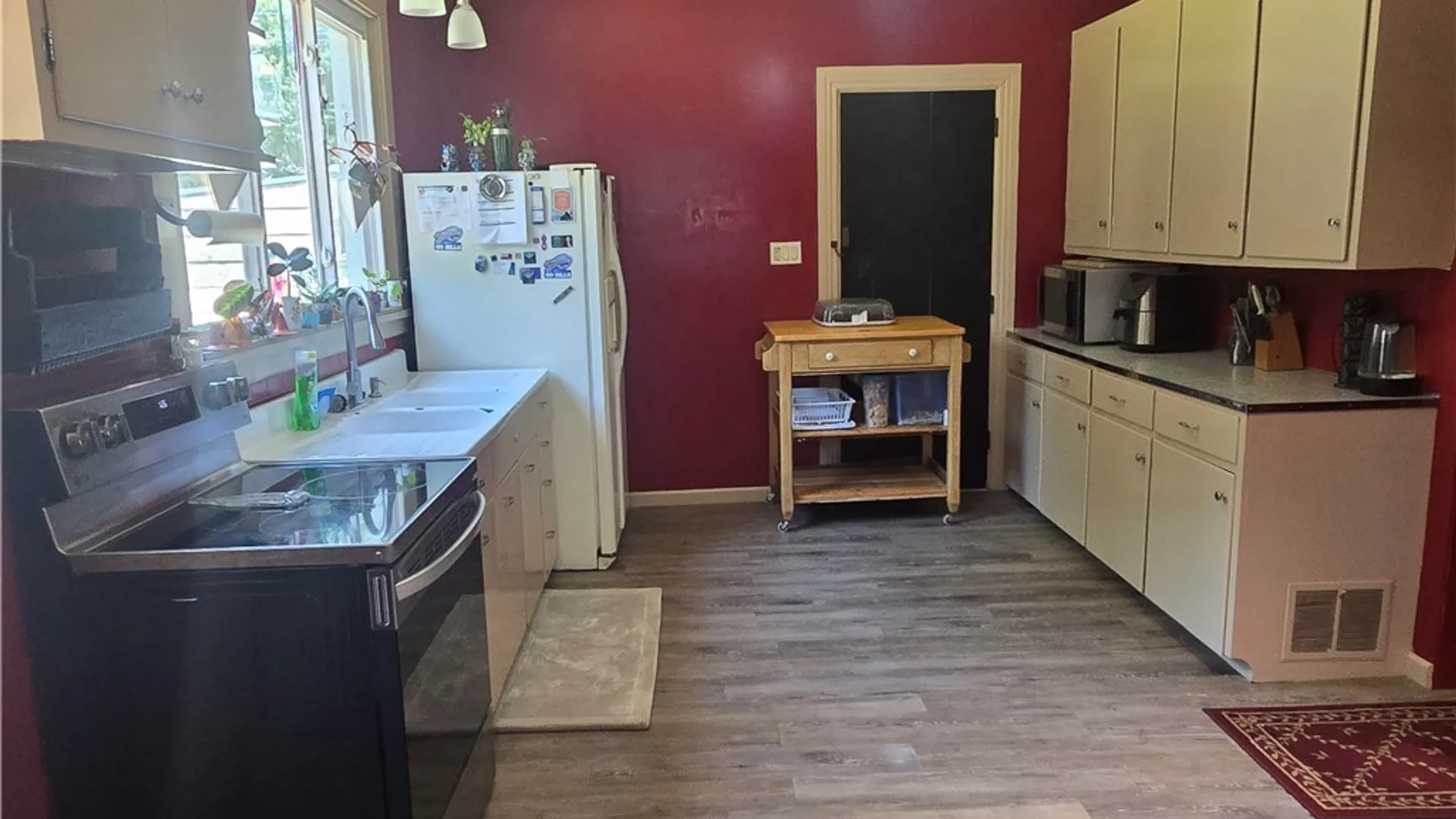 Property at 1002 West Avenue, Shelby, NY 14103 10