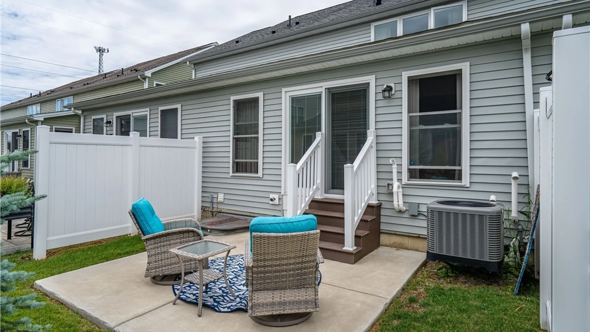 Property at 303 Carriage Lane, West Seneca, NY 14224 40