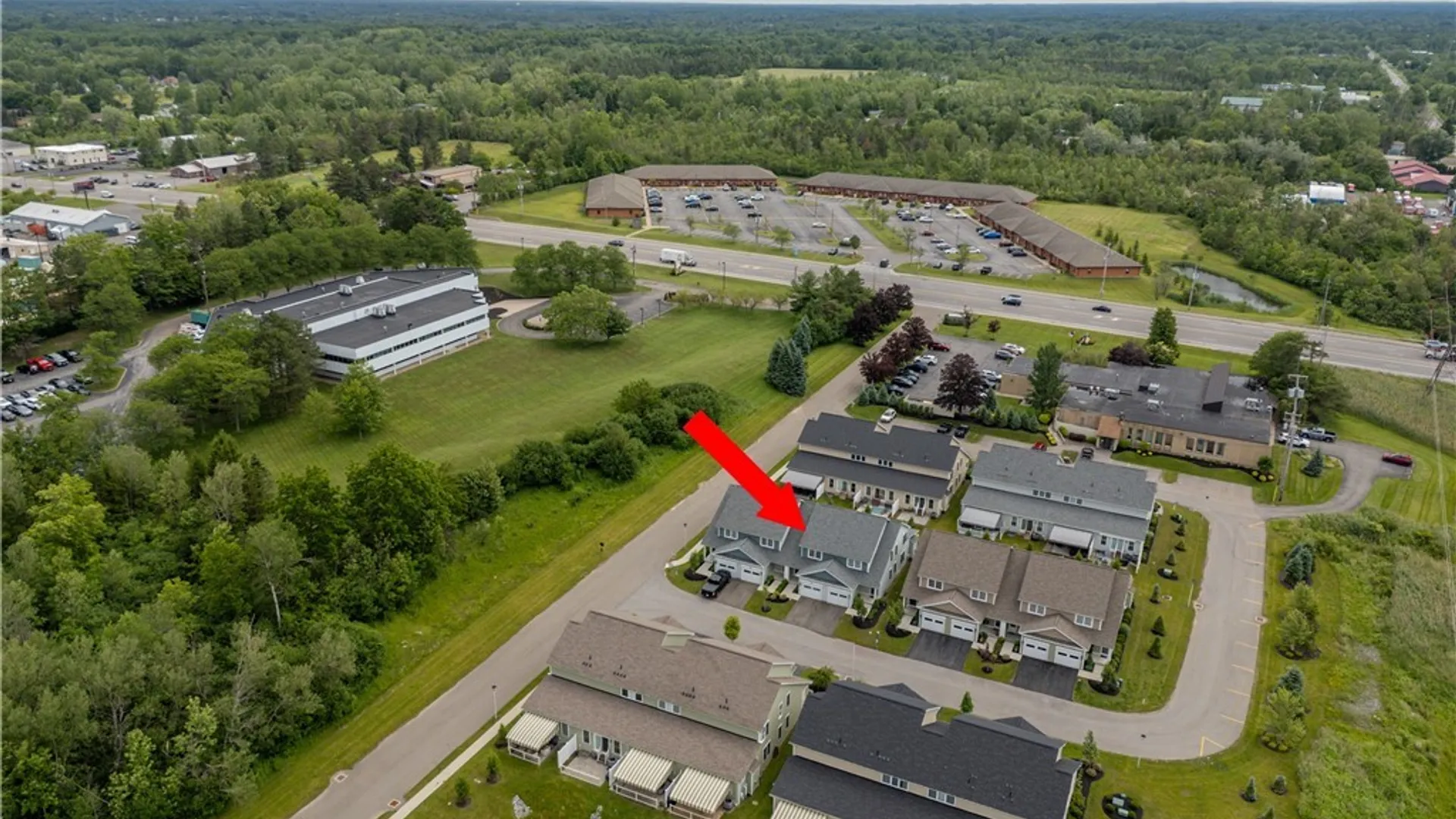 Property at 303 Carriage Lane, West Seneca, NY 14224 43