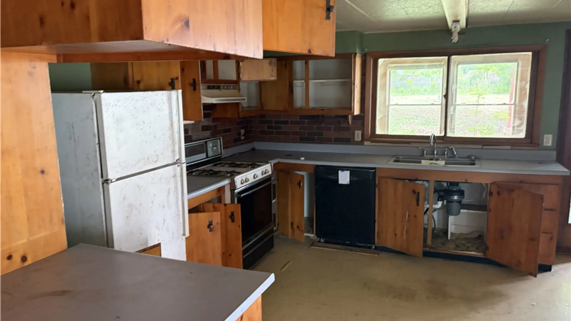 Property at 11 Mcmaster Street, Bath, NY 14810 11