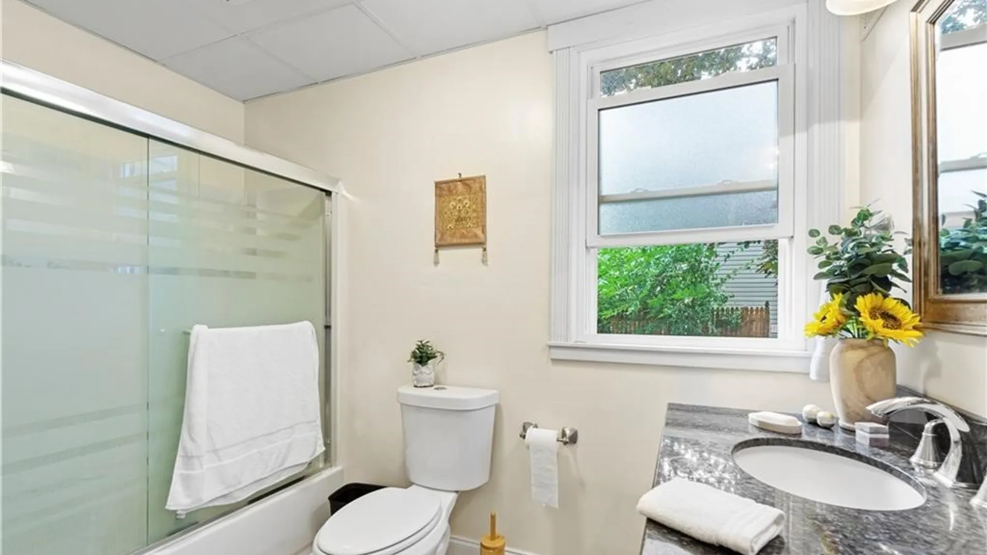 Property at 501 Montrose Avenue, Geddes, NY 13219 7