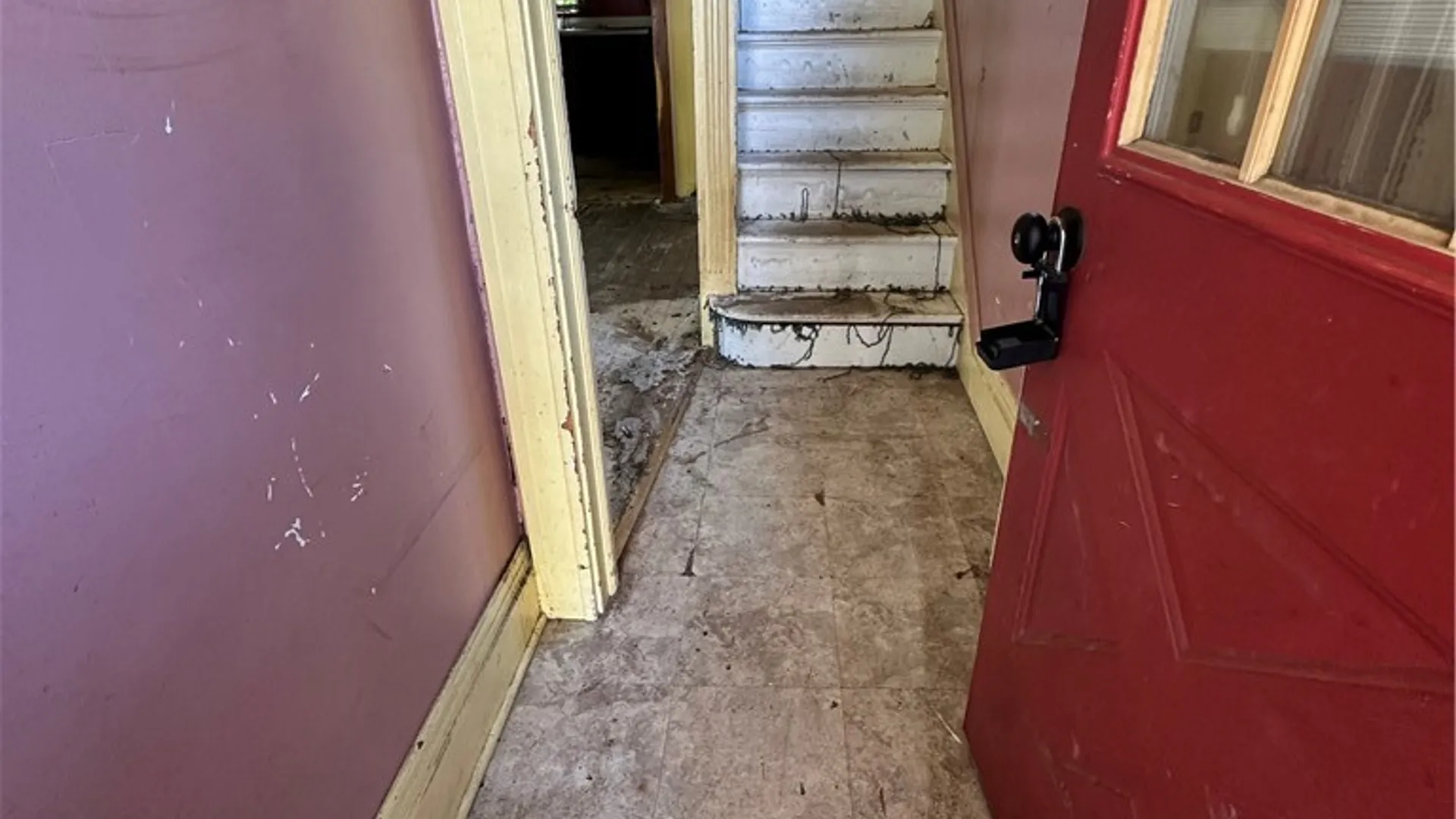 Property at 2961 Mckoon Avenue, Niagara Falls, NY 14305 2