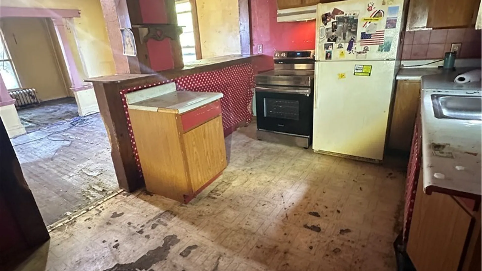 Property at 2961 Mckoon Avenue, Niagara Falls, NY 14305 5