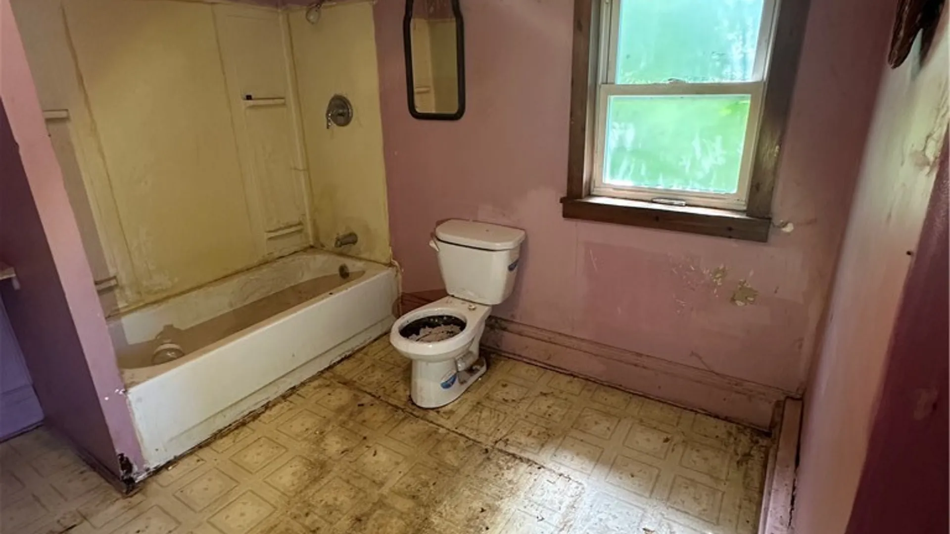 Property at 2961 Mckoon Avenue, Niagara Falls, NY 14305 9