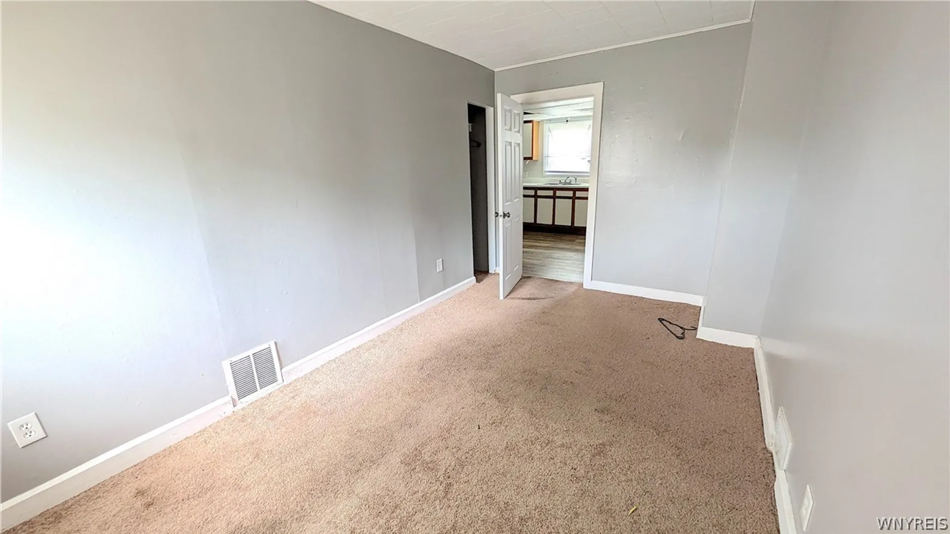 Property at 19 School Street, West Seneca, NY 14224 10