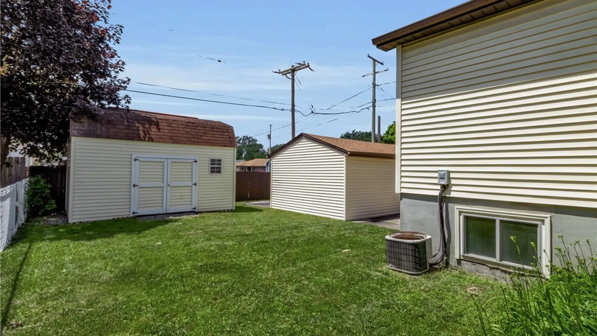 Property at 124 Olanta Street, Lancaster, NY 14043 7