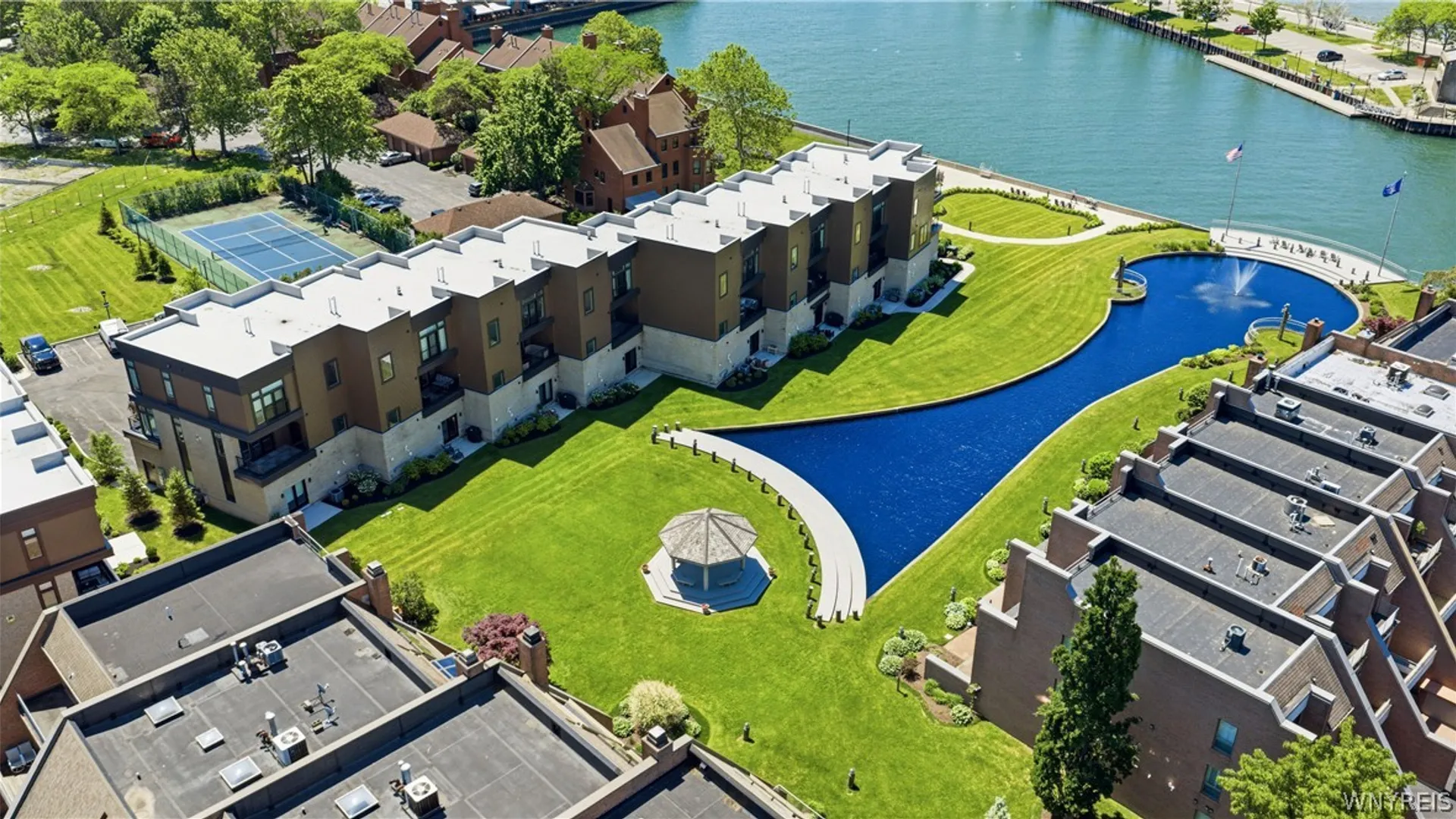 Property at 266 Lakefront Boulevard, Buffalo, NY 14202 43