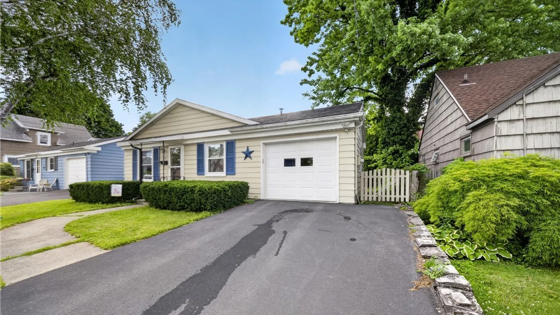 Property at 116 Schrouder Street, DeWitt, NY 13057 4
