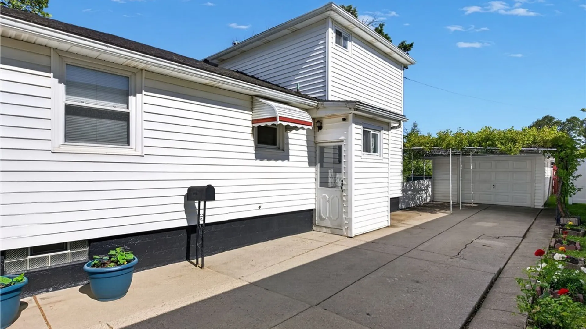 Property at 246 Dupont Avenue, Tonawanda, NY 14150 5